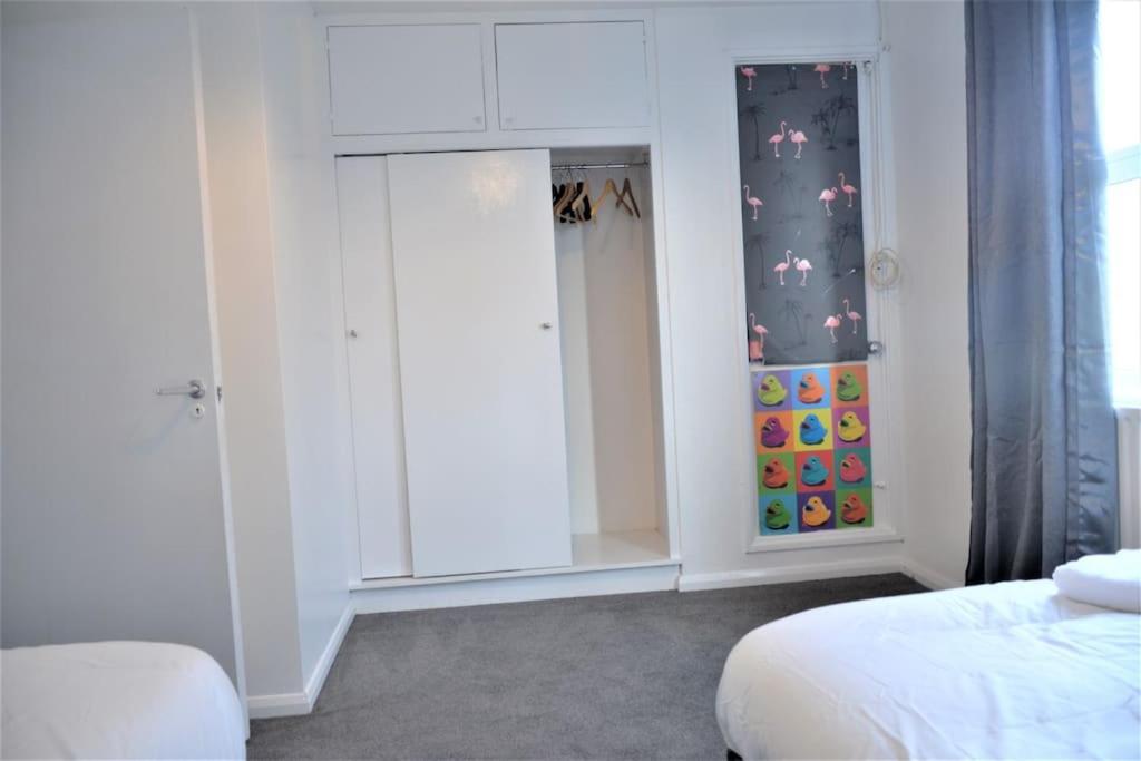 London Zone 2, 2 Bedroom House Exteriör bild