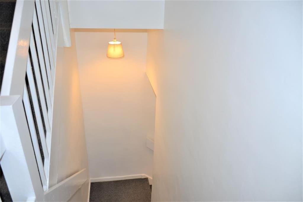 London Zone 2, 2 Bedroom House Exteriör bild