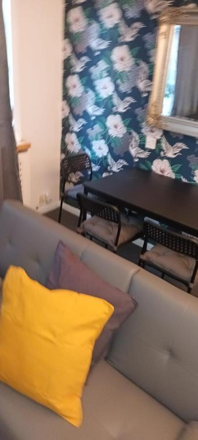 London Zone 2, 2 Bedroom House Exteriör bild